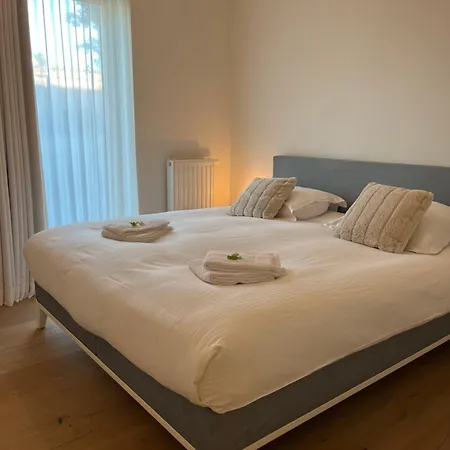 Karmel Modern 3 Bedroom *